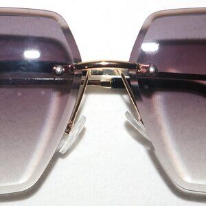 High Fashion - Large Square Rimless Sunglasses For Women - Purple Gradient